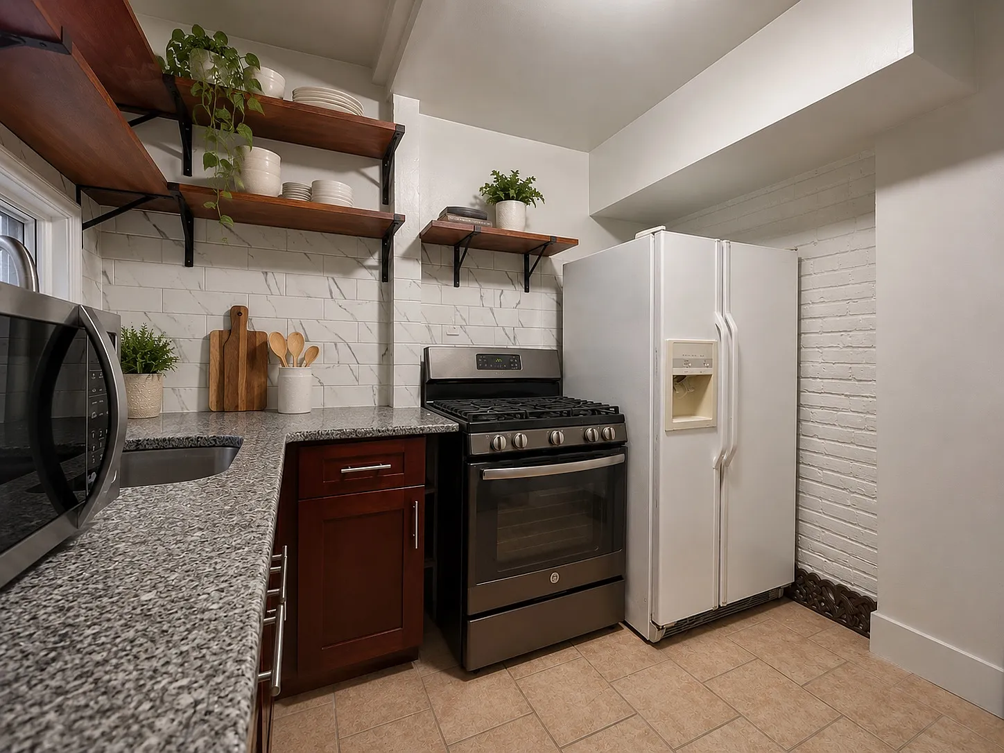 2 bed, $1,400 — Photo 4