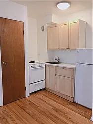 Rented by Nest Seekers International