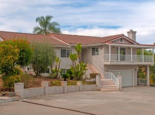 565 Mar Vista Dr, Vista, CA 92081