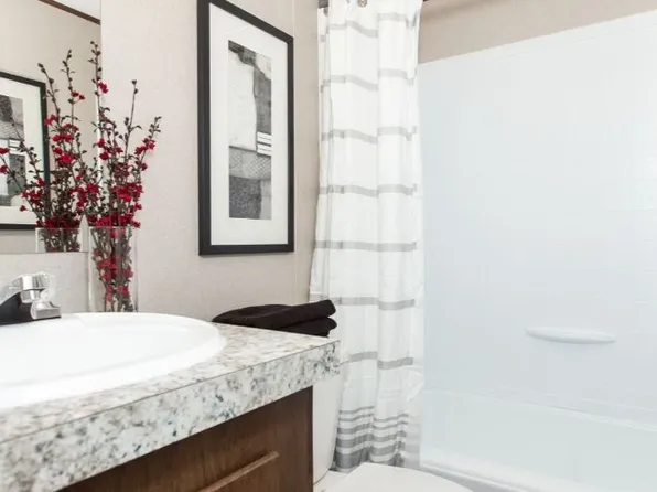 305 Chestnut Ridge Way, Newport, TN 37821