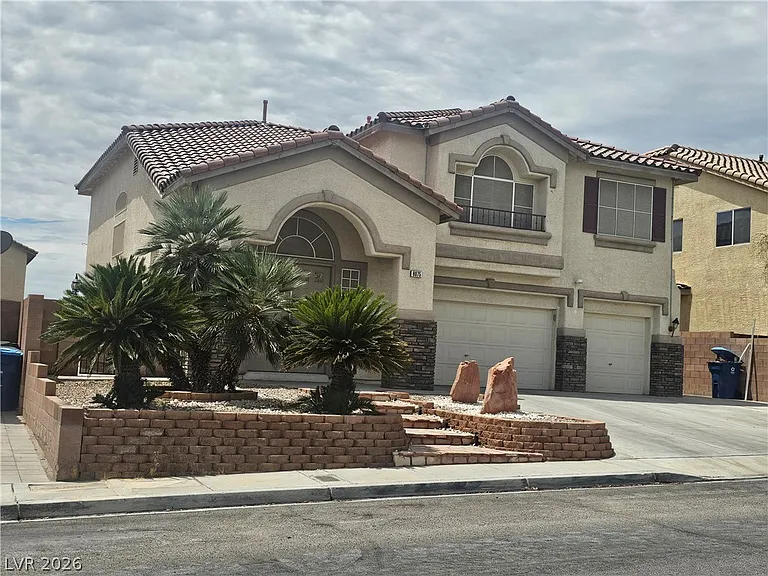 8075 Lapis Harbor Ave — Photo 2