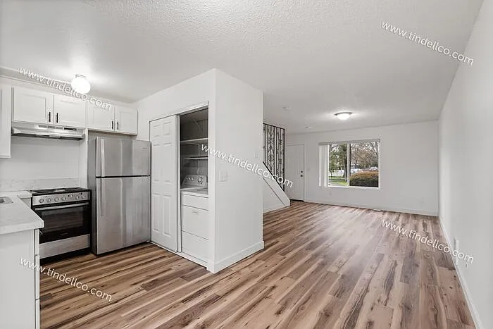 17324 Merlo Rd #3 — Photo 8