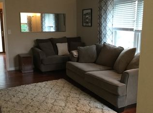 208 Spruce Ct #208, Flemington, NJ 08822