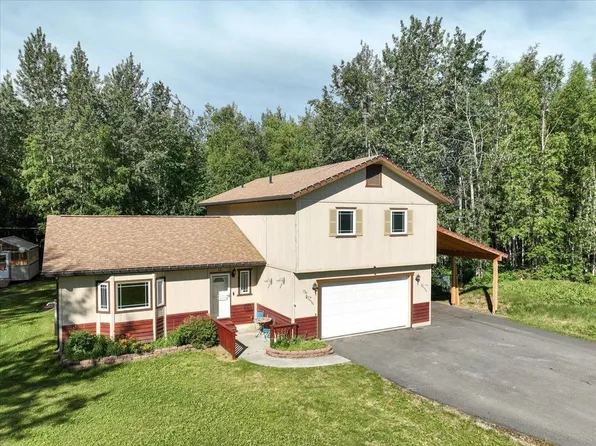 730 Turner Dr, North Pole, AK 99705