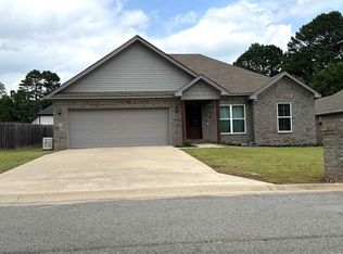 804 Laurel Ct, Searcy, AR 72143