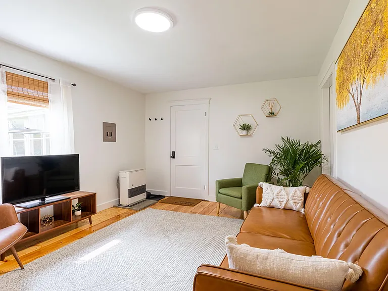 86 Picott Rd #2 — Photo 4