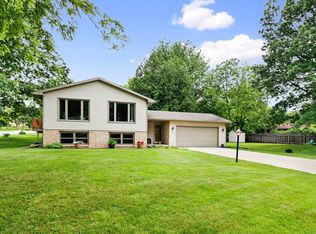 5733 Restal St, Fitchburg, WI 53711