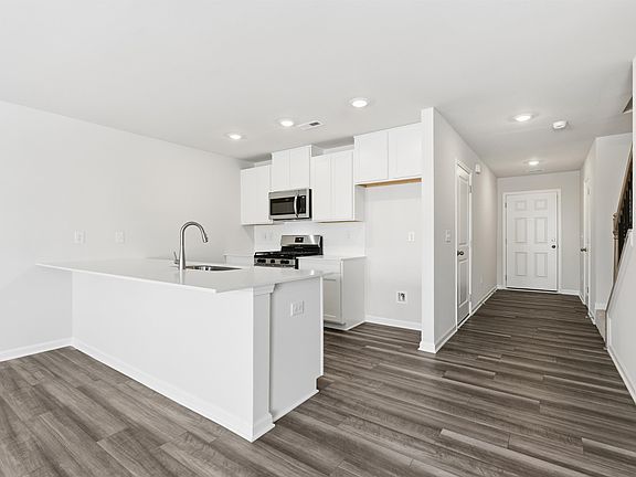 7th image of this home