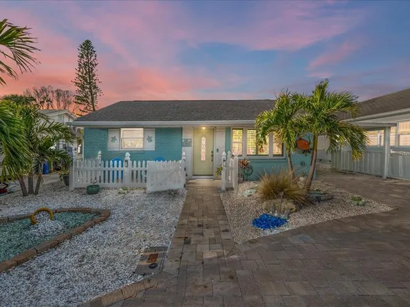421 77th Ave, Saint Pete Beach, FL 33706