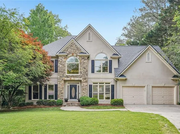 802 Eastside Point, Woodstock, GA 30189