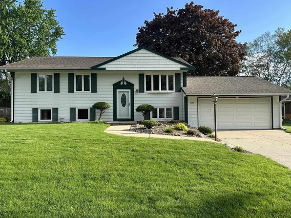 6906 Brookdale Drive, Middleton, WI 53562