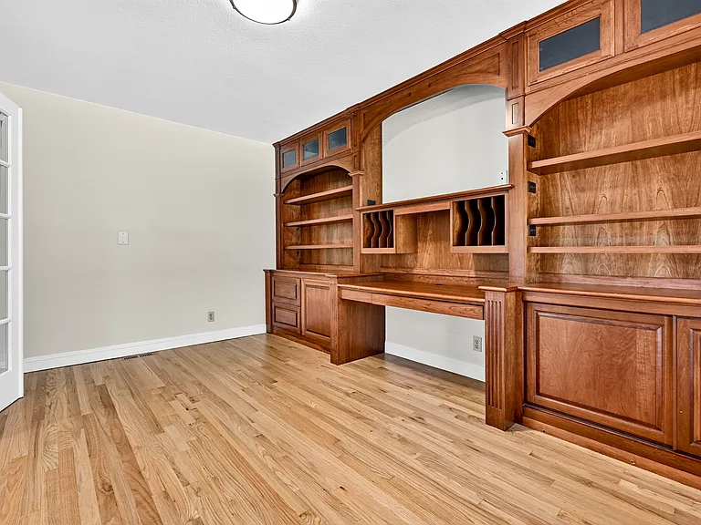 2628 Superior Dr — Photo 30