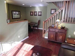 4th image of 7026 Monarchos Dr
