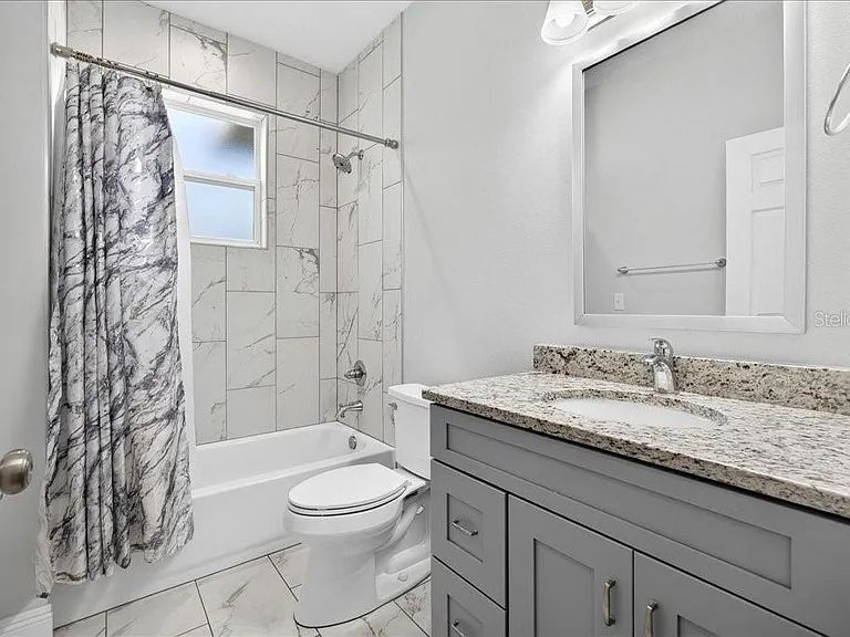 16 Empire Ln #B — Photo 7