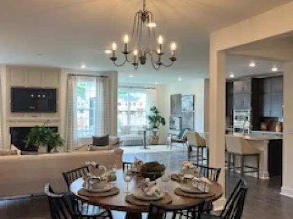 67 Whitney Ave, Morris Plains Boro, NJ 07950