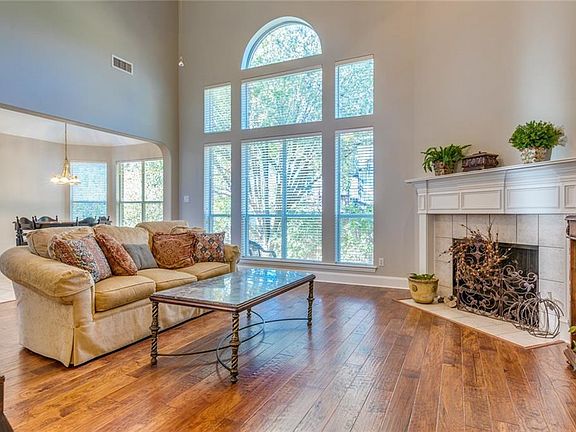 5th image of 3404 Brighton Ct