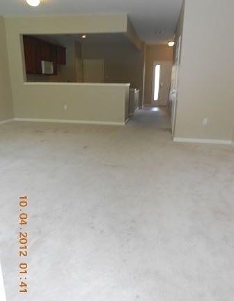 4th image of 946 Rock Harbor Ave