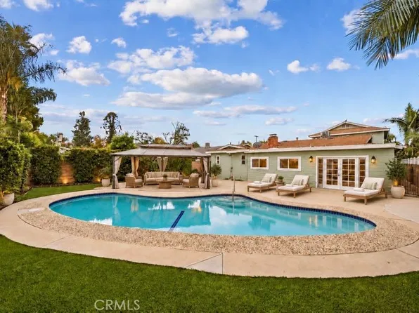 12319 Erwin St, North Hollywood, CA 91606