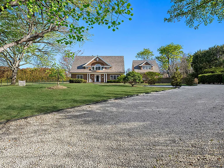Farmview Dr — Photo 6