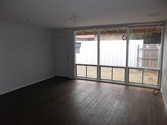 4th image of 1908 N Benton St