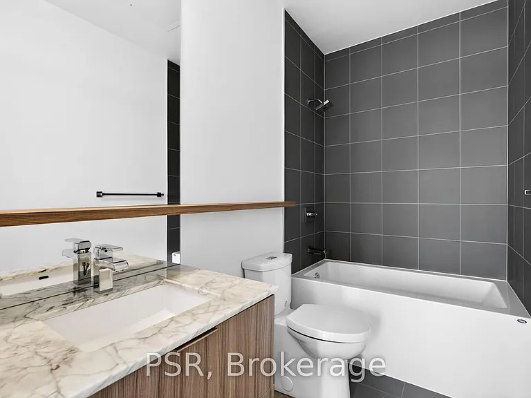 6 Parkwood Ave #509 — Photo 15