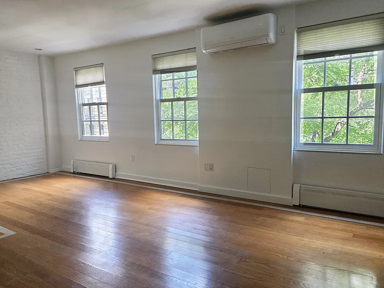 232 W 15th St #2 — Photo 5