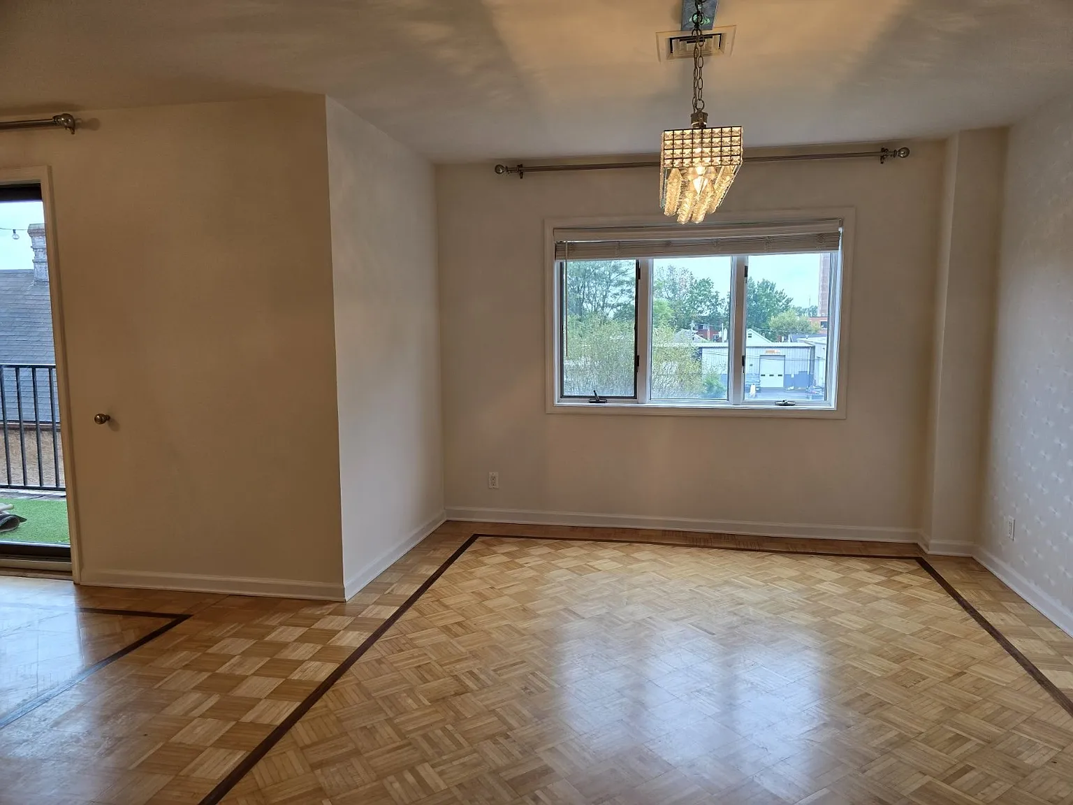 2 bed, 1619 sqft, $3,450 — Photo 3