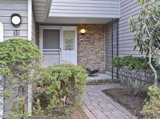 50 Stockton Ct, Morris Plains, NJ 07950