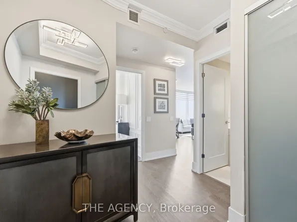 10 York St, Toronto, ON