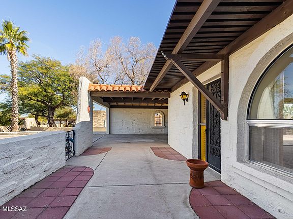 4th image of 730 W Calle Del Ensalmo