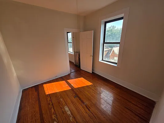 Rented by City Skyline Rentals LLC | media 10