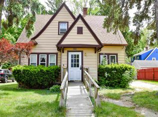 419 W Summer St, Appleton, WI 54911