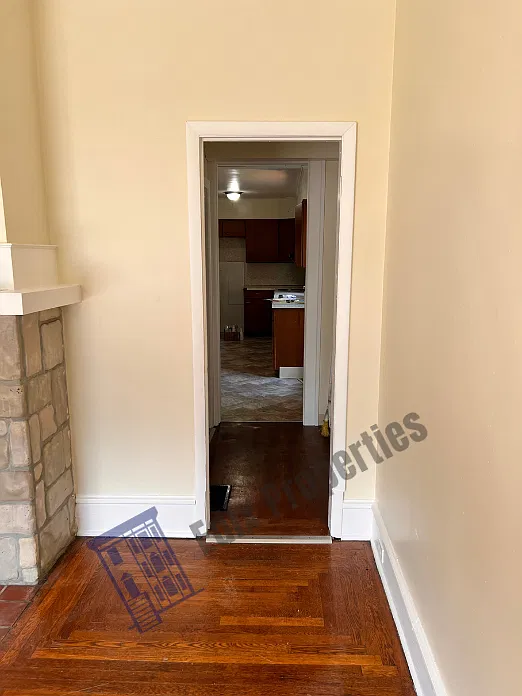 Spacious 1BR + Bonus Room All Utilities Included Near Downtown Meadville — Photo 3