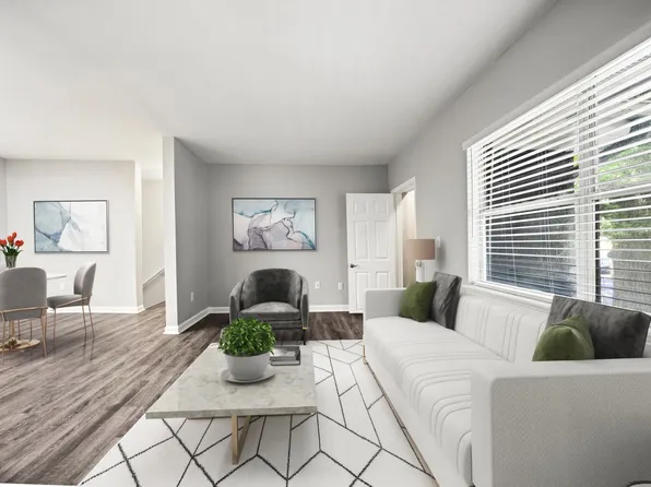 743 @ Howell Mill Apartments