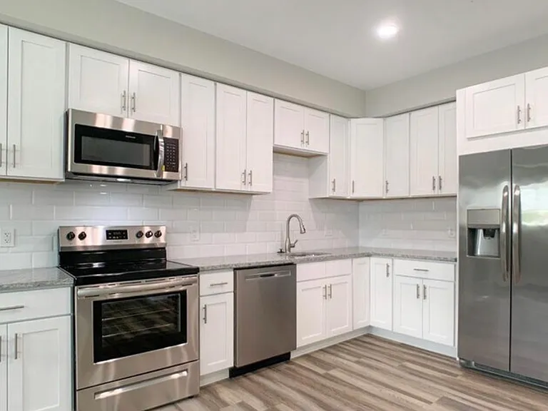 640 Lincoln Hwy — Photo 5