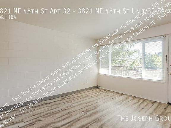 3rd image of 3821 NE 45th St #6851BFFC6