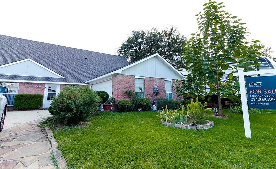 1st image of 4 Tanglewood Dr