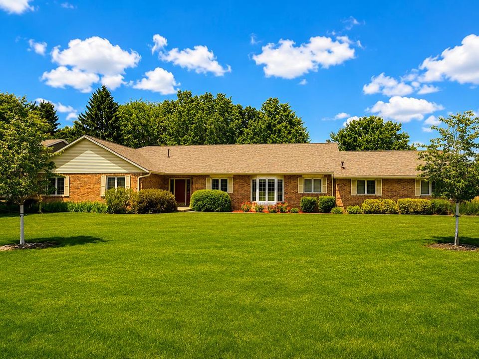 1st image of 1710 River Forest Dr
