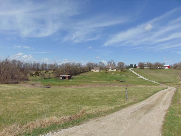 2049 Delaware St, Norwalk, IA 50211