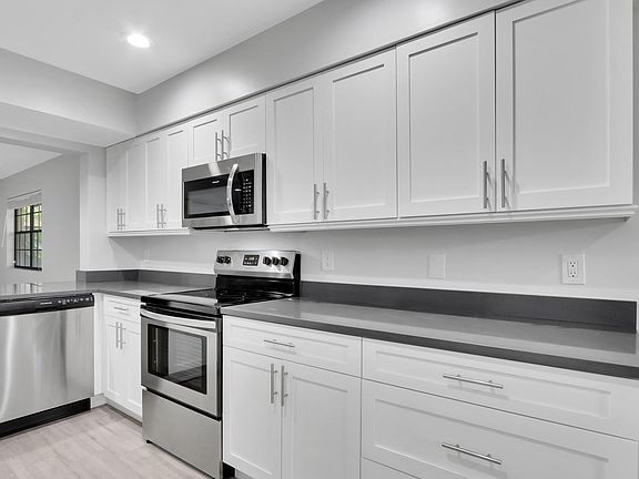 4th image of 6247 Aspen Glen Ln #206