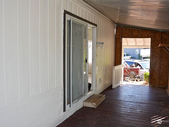 5th image of 827 W Valley Highway #43