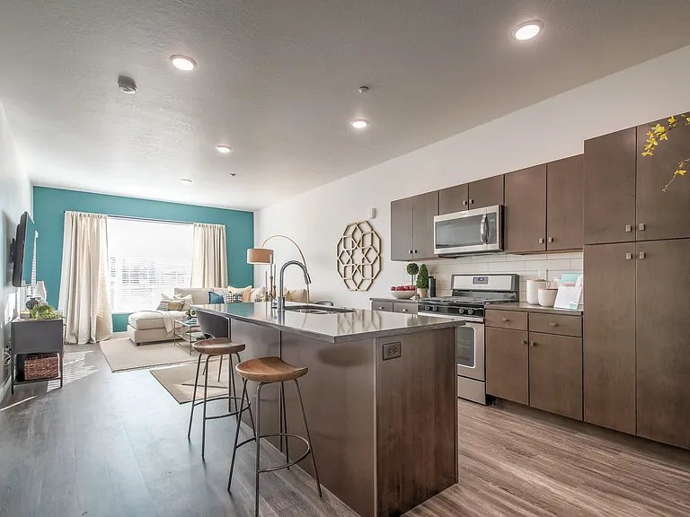 The Bonneville Apartments — Photo 18