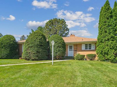 100 Hillside Dr W, Oelwein, IA, 50662