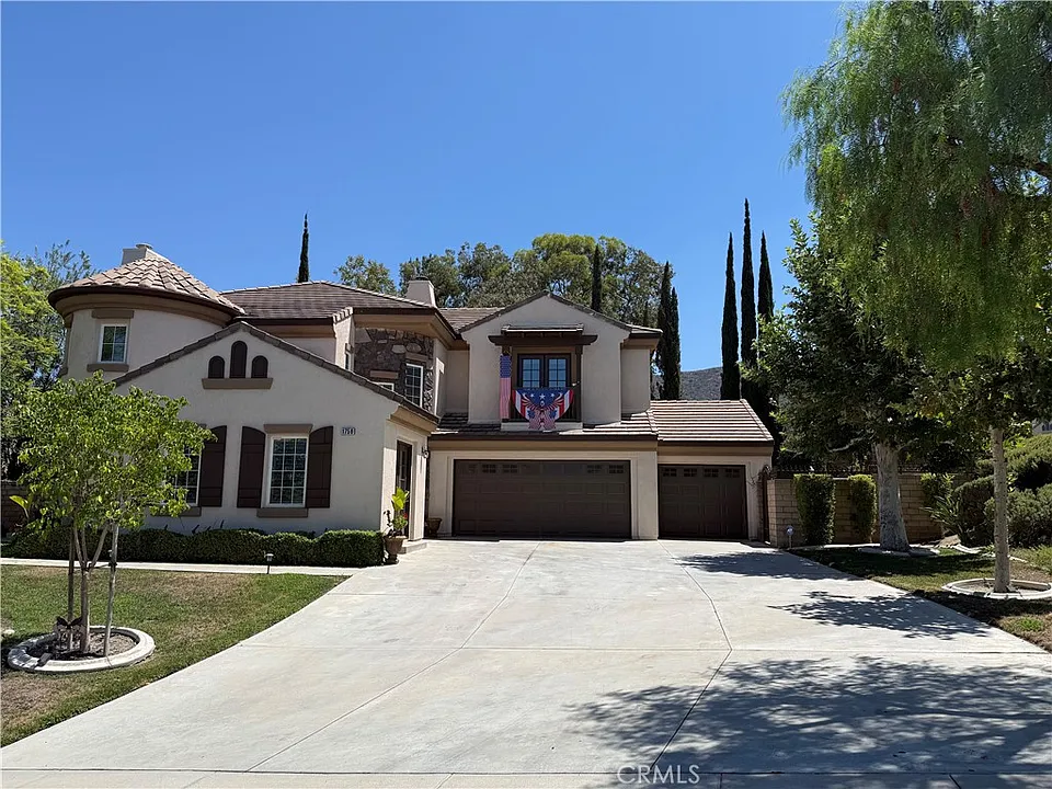 1756 Sandtrap Dr