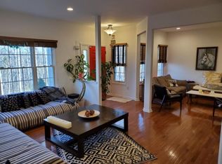50 Smock Ct, Manalapan, NJ 07726