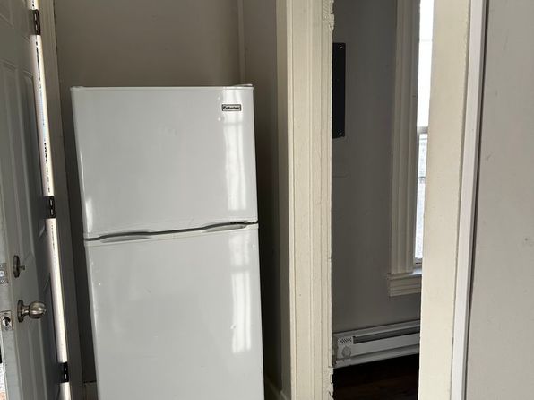 1043 Church St APT 2