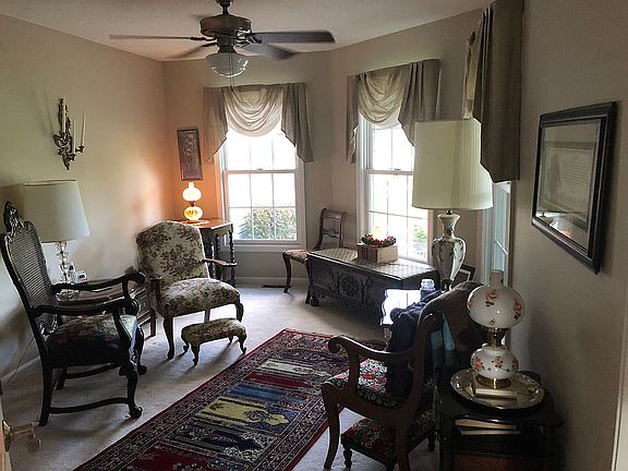 4th image of 1455 Lake Vue Dr