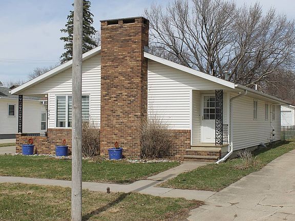 2nd image of 308 E Minnesota Ave