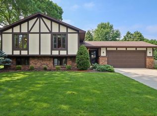7206 Farmington Way, Madison, WI 53717