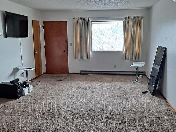 4th image of 1320 NW Hall Dr #5